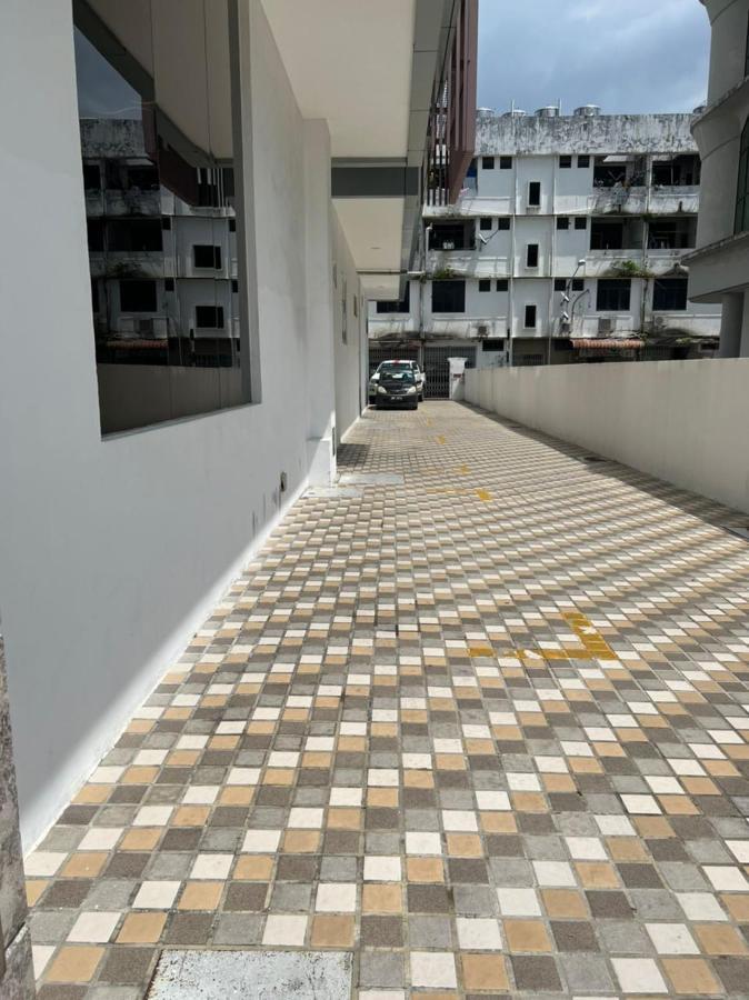 Nova Hotel Miri Exterior photo